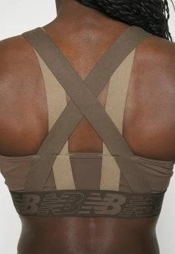 New Balance Relentless Crop Bra - Sport-Bh Met Medium Support - Dark Mushroom 15 New Balance Relentless Crop Bra - Sport-Bh Met Medium Support - Dark Mushroom -triangle bra shop 9029fbfad51b4d3fb8939bfefb64e387