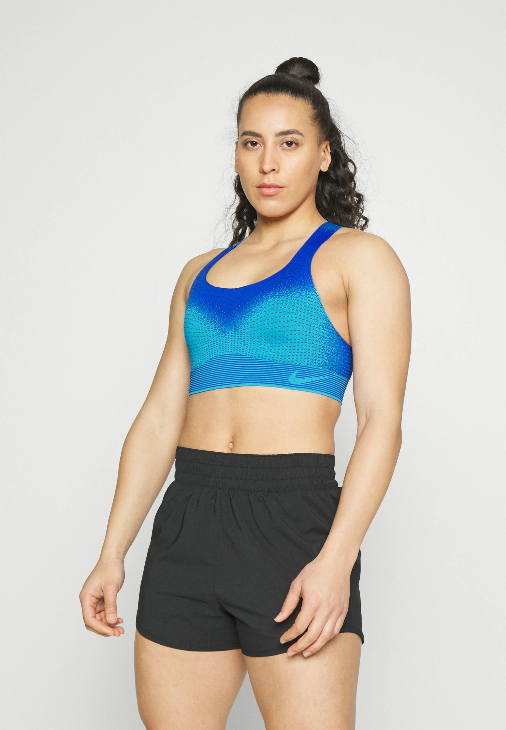 Nike Performance Flyknit Bra - Sport-Bh Met High Support - Blue Lightning/Hyper Royal 3 Nike Performance Flyknit Bra - Sport-Bh Met High Support - Blue Lightning/Hyper Royal